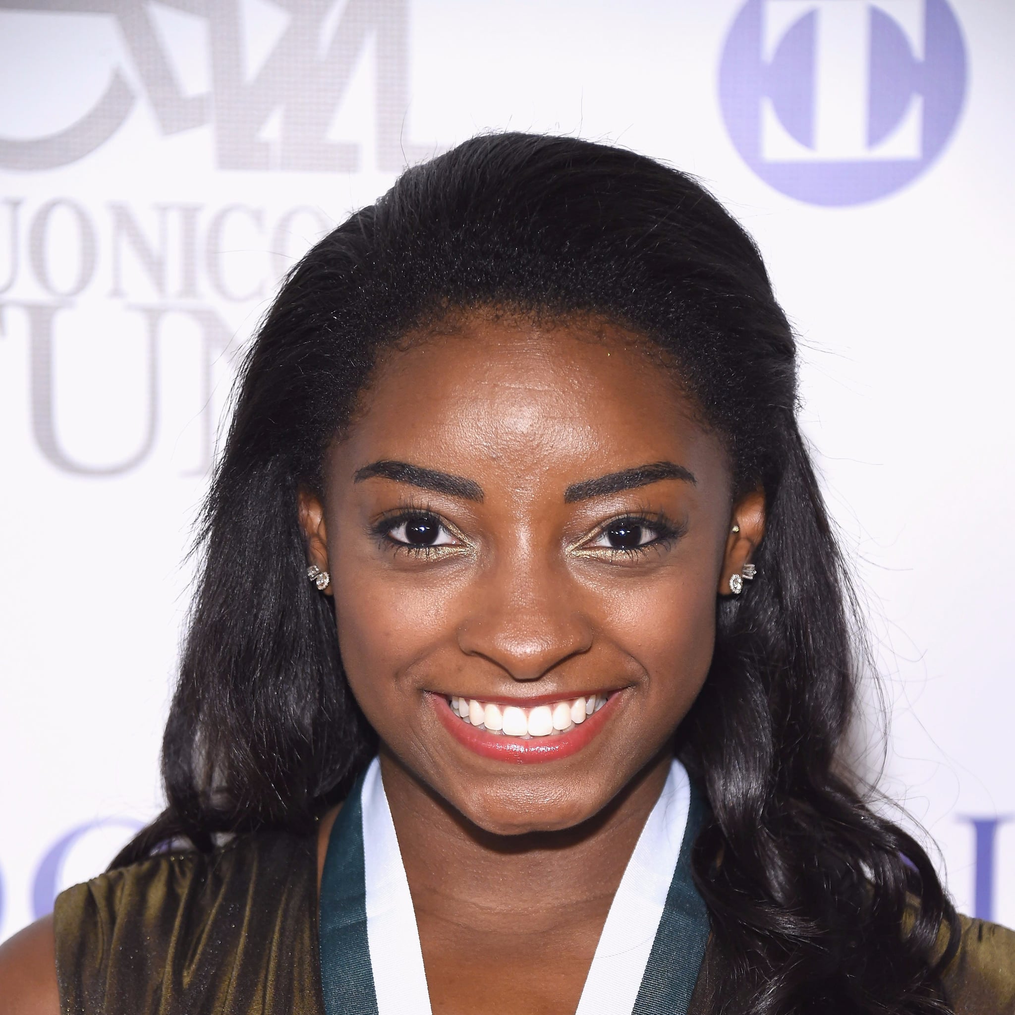 Celebrity Simone Biles Hairstyles Photo