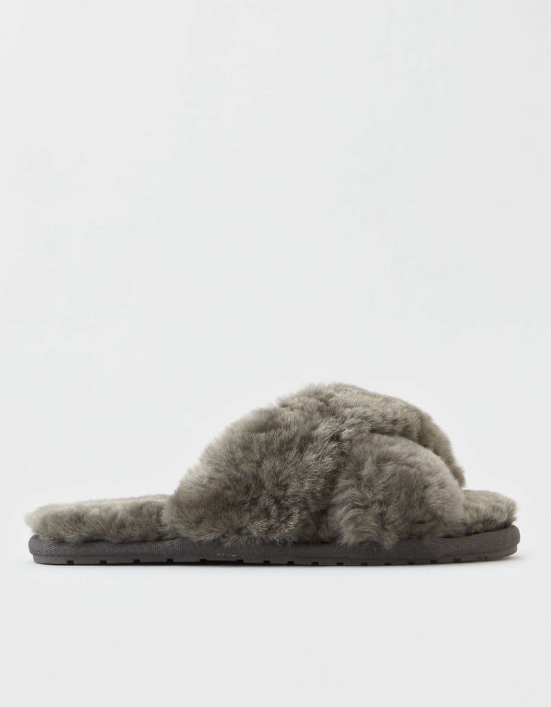 emu fuzzy slippers