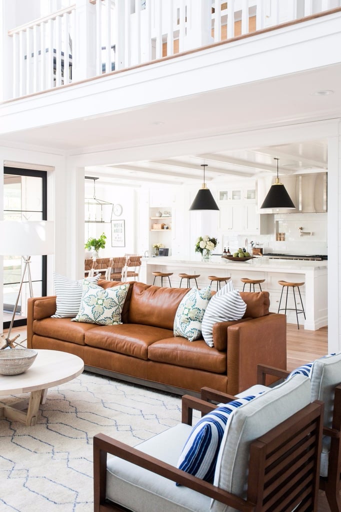 The Step-by-Step Guide to Decorating Your Living Room From Scratch