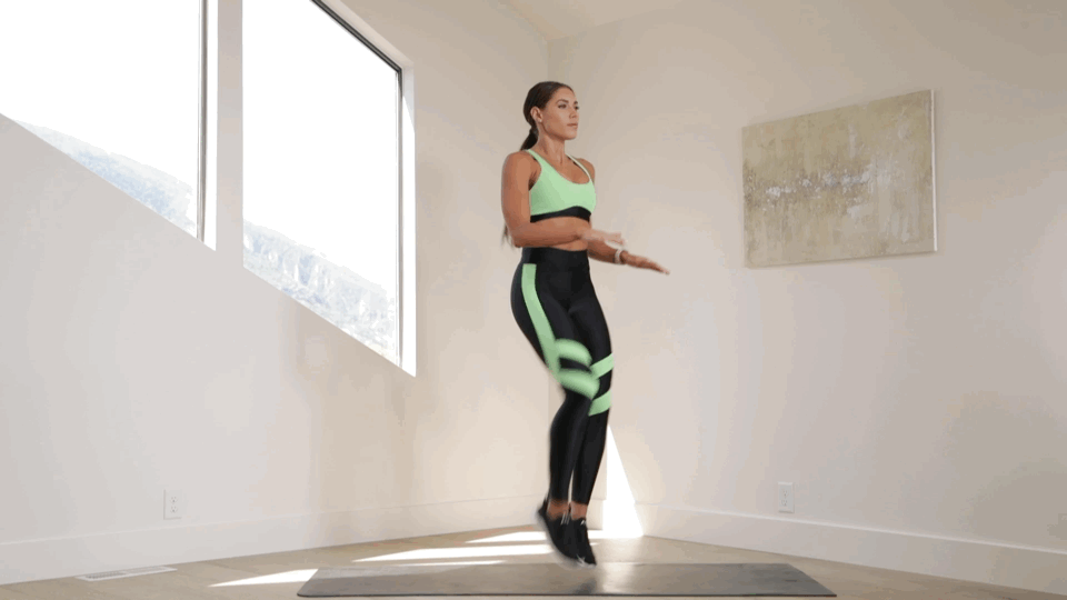 Reverse Lunge to Single-Leg Hop, This 20-Minute Abs and Glutes Workout Is  Just 4 Bodyweight Moves
