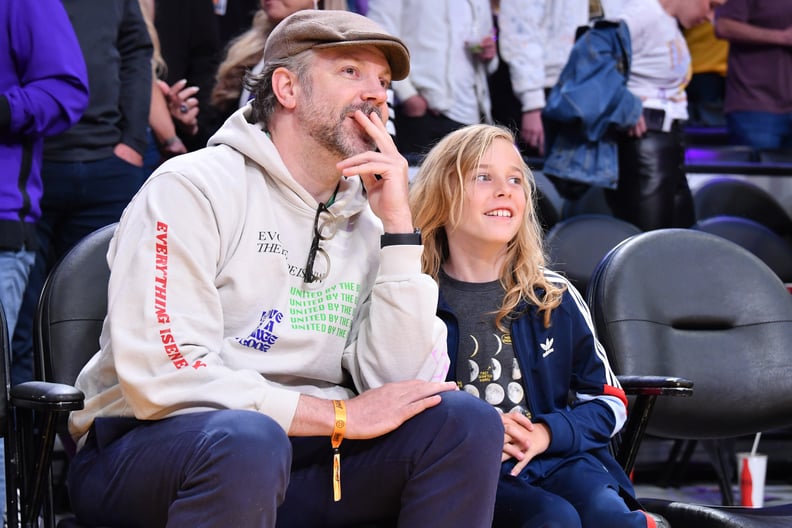 Jason Sudeikis and Son Otis at the Lakers vs. Nuggets Game