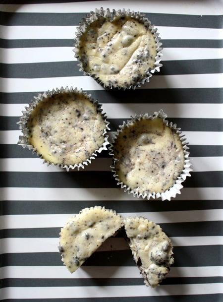 Oreo Cheesecake Cupcakes