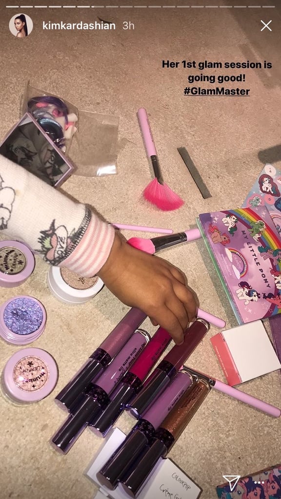 North is so trendy, loving a solid Ultra Violet shade, which is Pantone's 2018 Color of the Year.