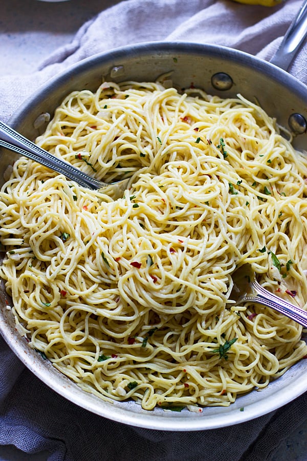 Lemon Angel Hair With Garlic White Wine Sauce