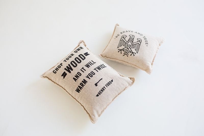 Izola Pillows