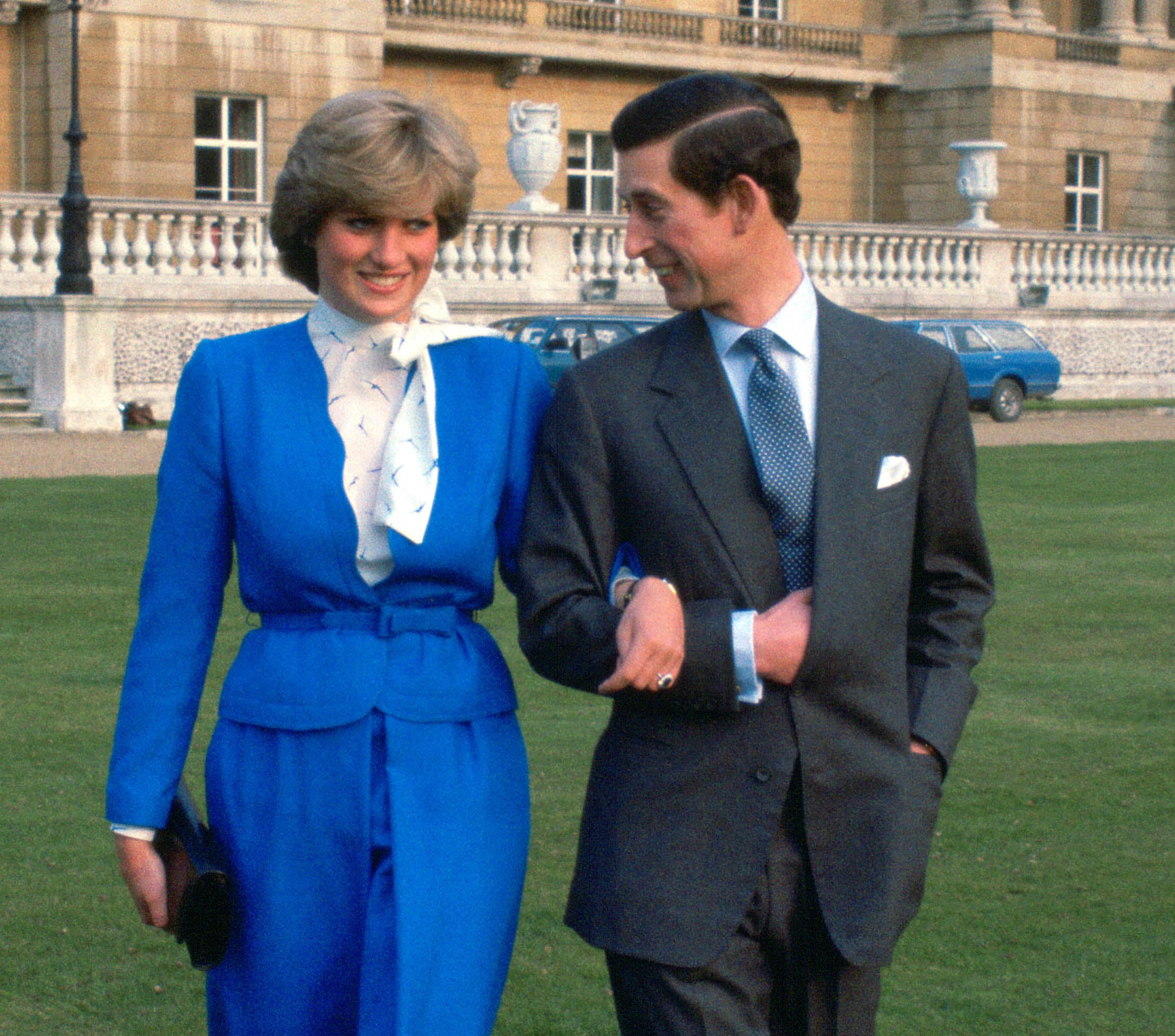 Princess Diana s Engagement Dress PS Fashion