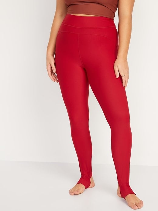 Old Navy Extra High-Waisted PowerSoft Stirrup Leggings in Annatto