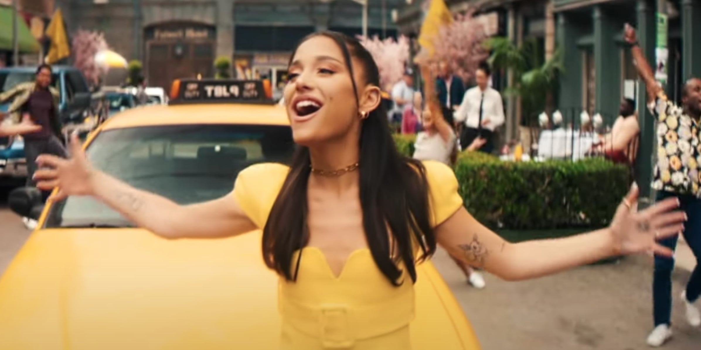 Ariana Grande's Yellow Versace Outfit With James Corden