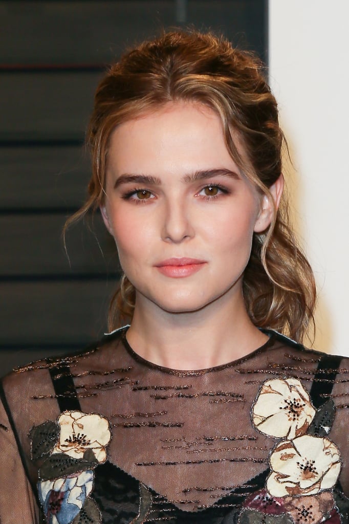 Sexy Zoey Deutch Pictures