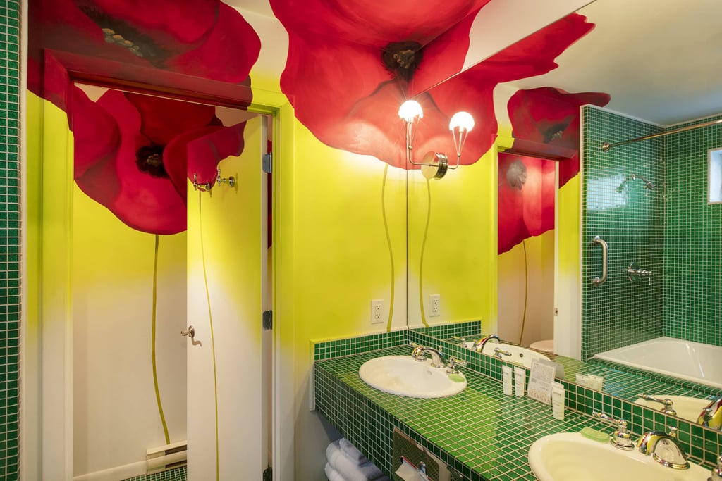 A Wizard of Oz-Themed Bathroom — Complete With Poppies