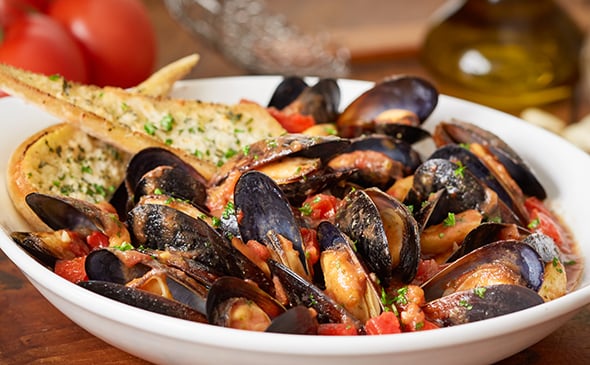 Garlic Mussels Marinara