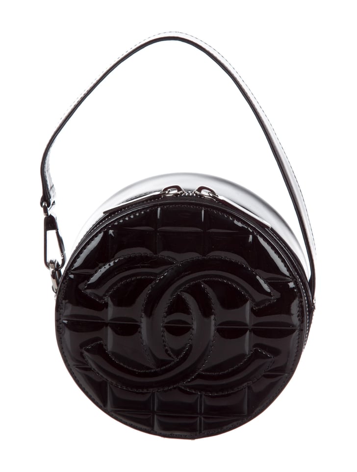 Chanel Patent Quilted Circle Bag | Selena Gomez Louis Vuitton Circle ...