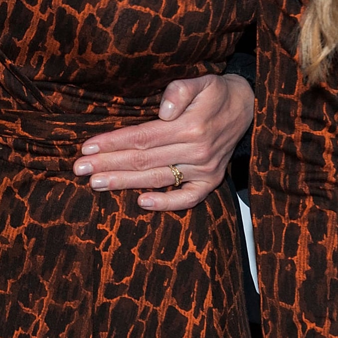 Robin wore her new engagement ring on the red carpet.