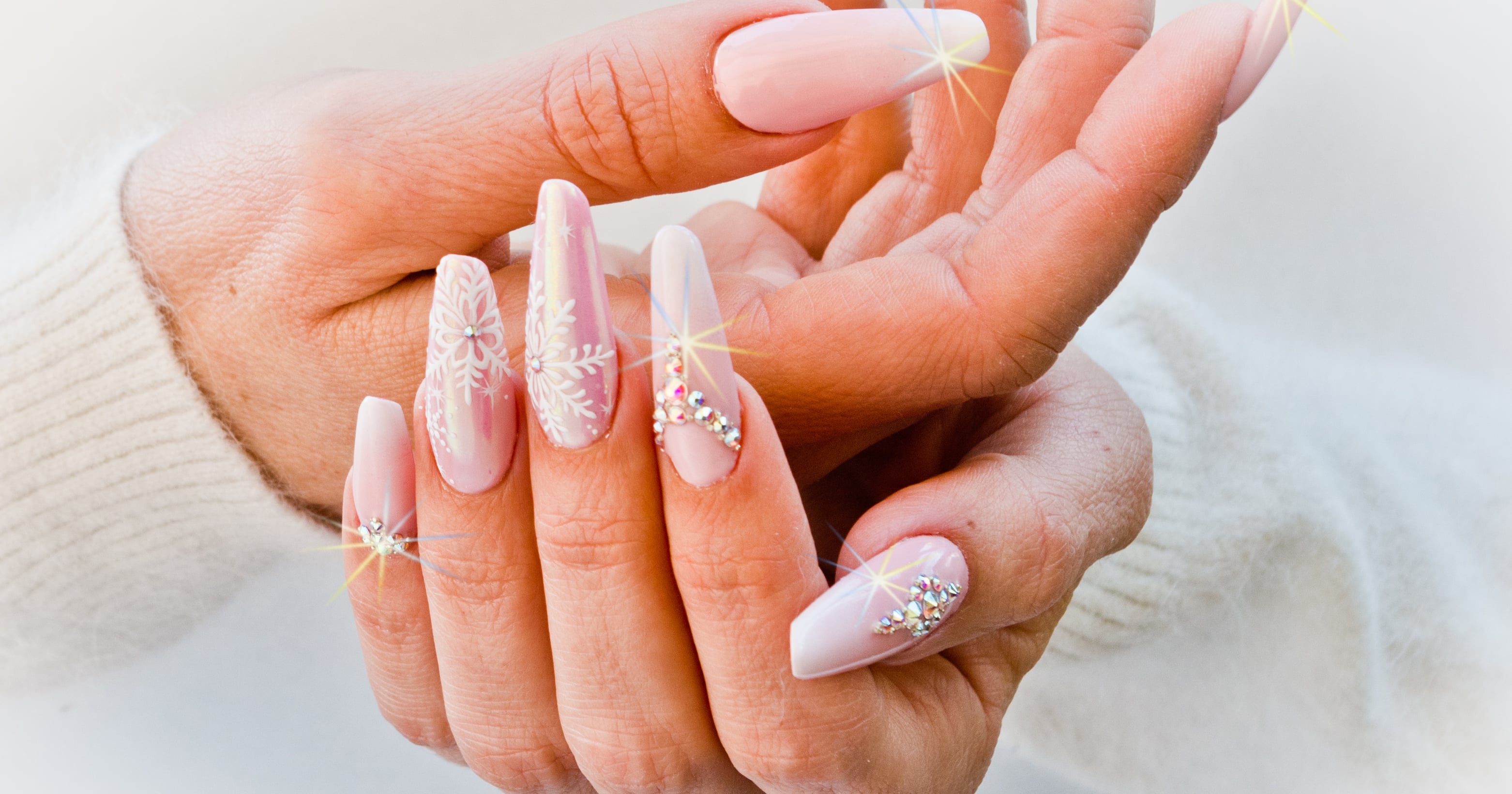 Late Winter Nails  Nail Art 2023 Pink Silver Glitter Rhinestone