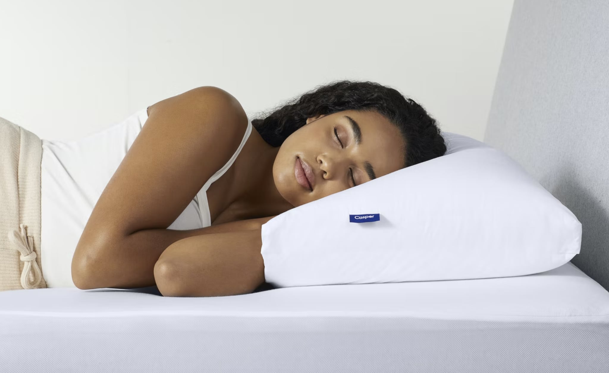 Best Side-Sleeper Pillow: Original Casper Sleep Pillow, 5 Supportive  Pillows For Side Sleepers