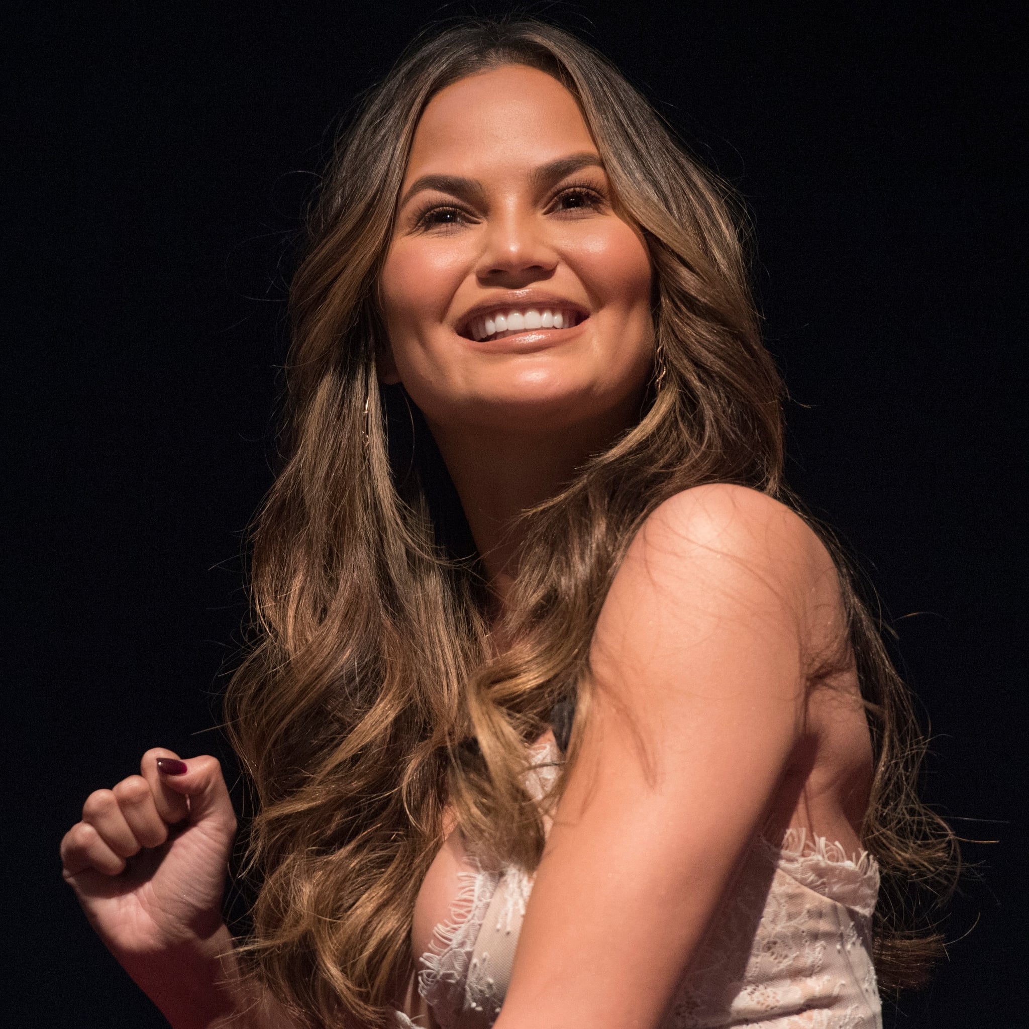 Chrissy Teigen S Funniest Tweets Popsugar Celebrity