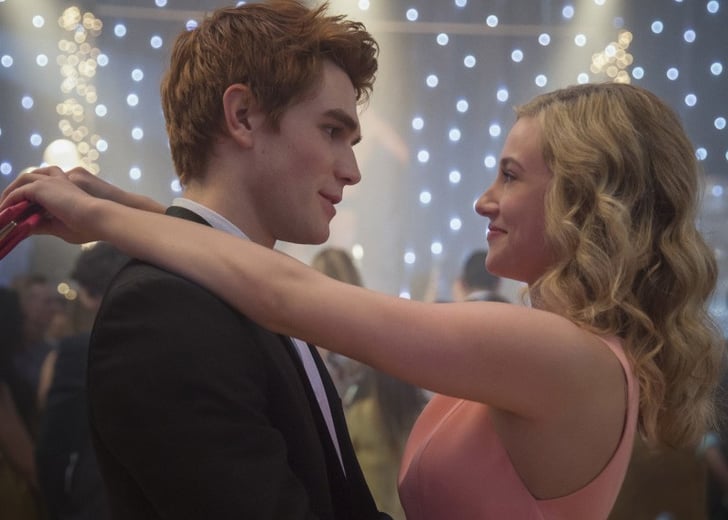 Riverdale Archie And Betty Gifs Popsugar Entertainment