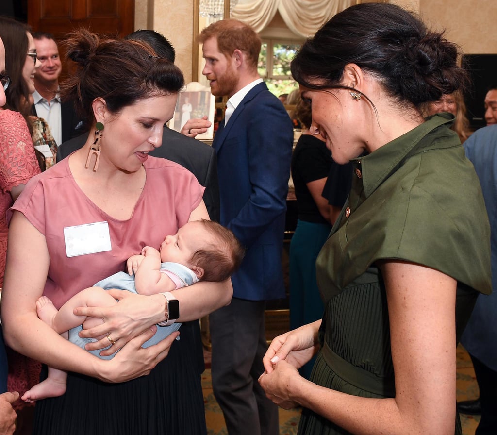 Meghan Markle Meets a Baby in Sydney October 2018