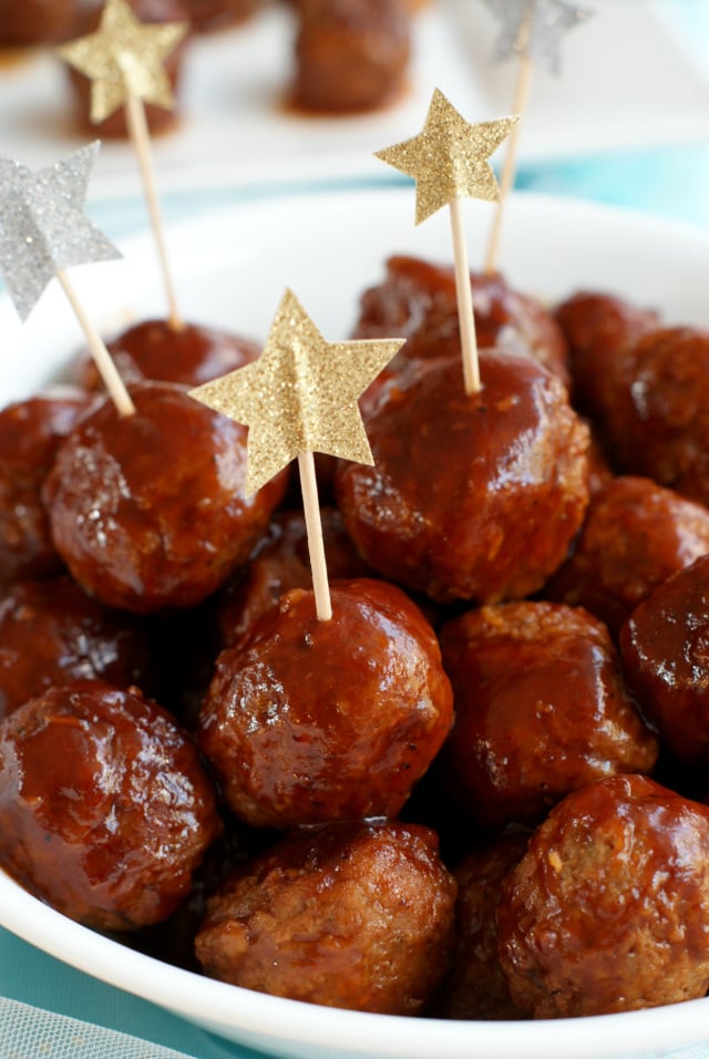 Slow-Cooker Root Beer Cocktail Meatballs