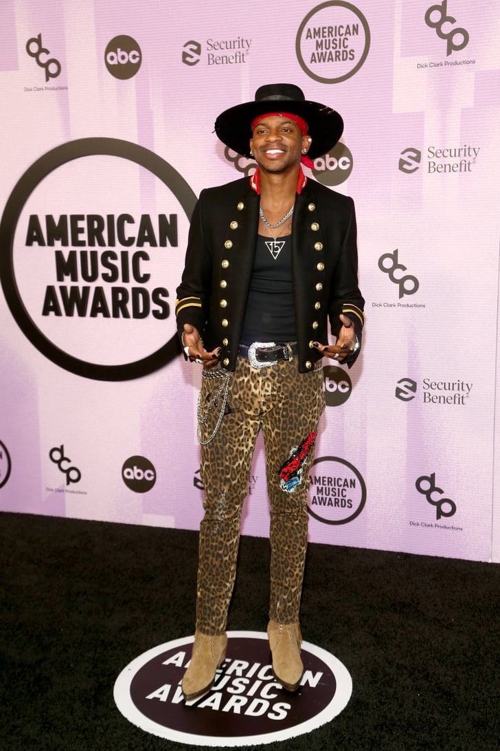 Jimmie Allen at the 2022 American Music Awards See Every Red Carpet