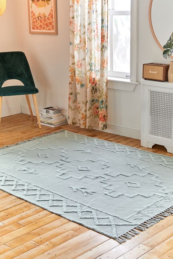 Isidora Tufted Rug