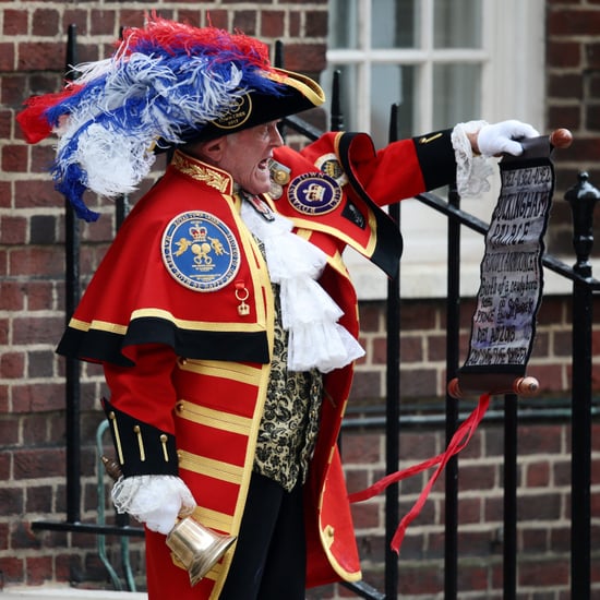 Did a Town Crier Announce the Birth of the Third Royal Baby?