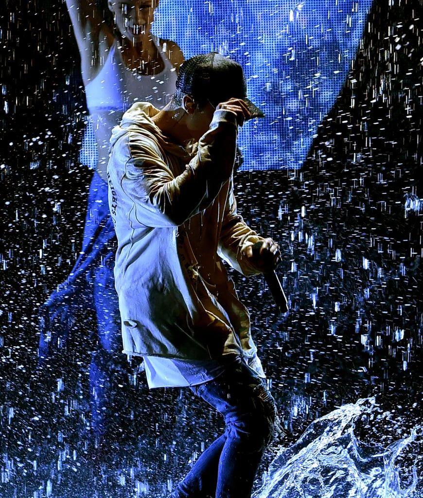 Justin Bieber at the American Music Awards 2015