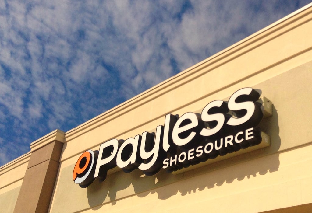payless closing sales