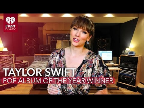 Taylor Swift Wearing Venroy