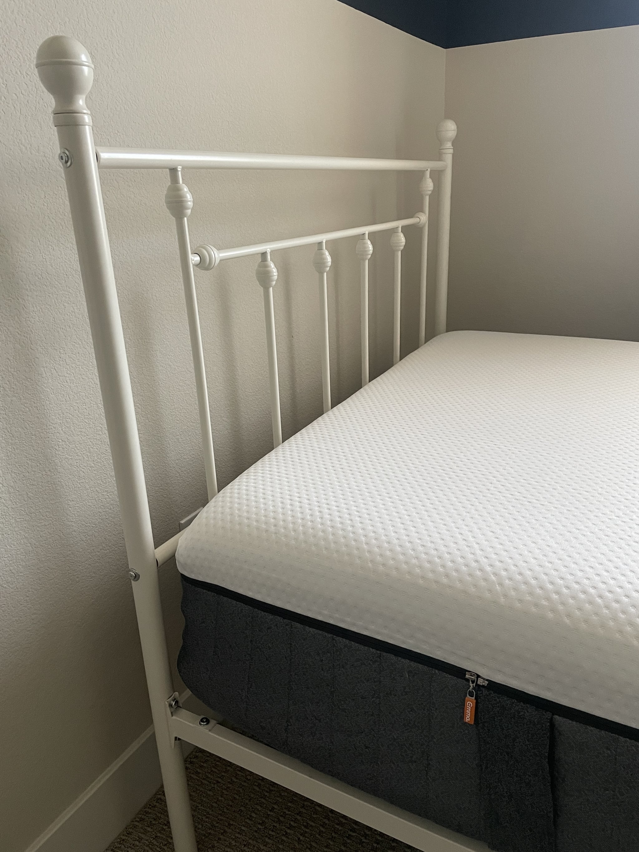 Emma Hybrid Cooling Elite Mattress Removable Cover
