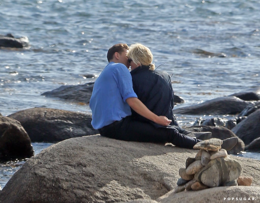 Taylor Swift and Tom Hiddleston Kissing Pictures June 2016
