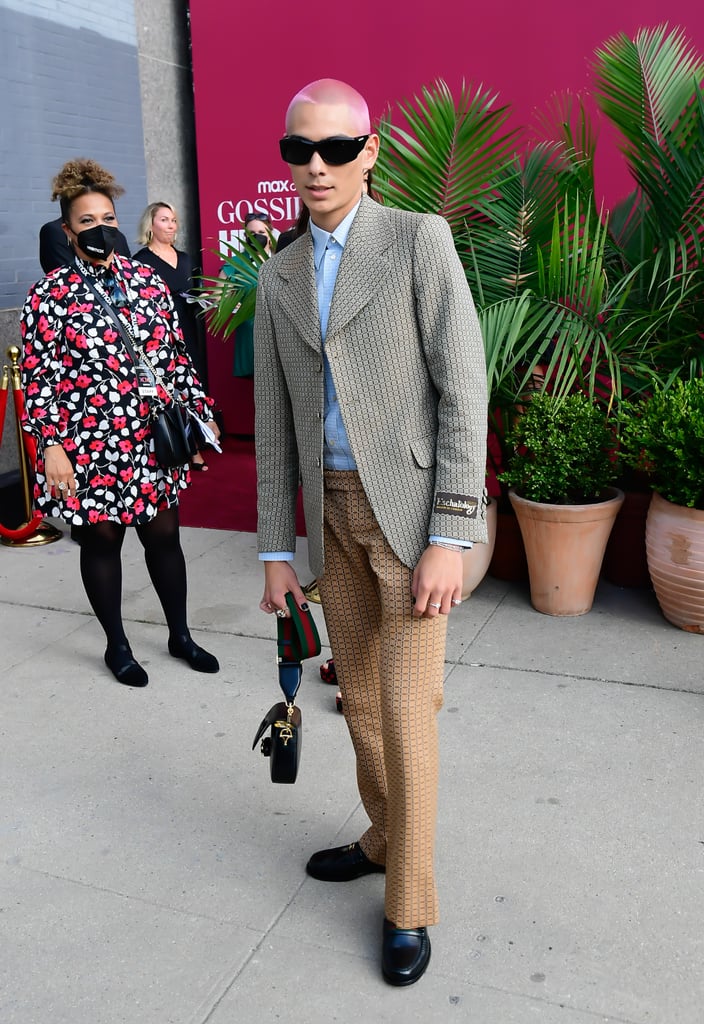 Evan Mock's Outfit For Gossip Girl Premiere