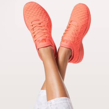 Lululemon apl sales rose gold