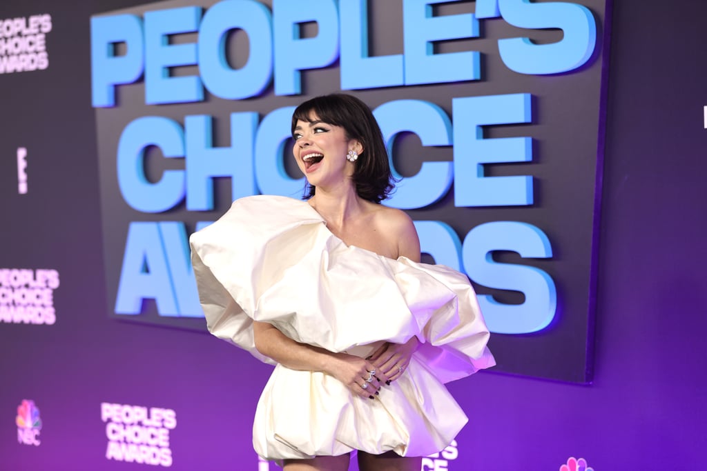 Sarah Hyland Got a Bixie Haircut For People's Choice Awards