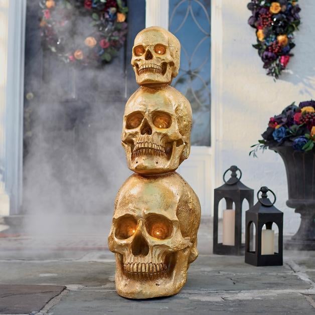 Gold Stacked Skull Topiary