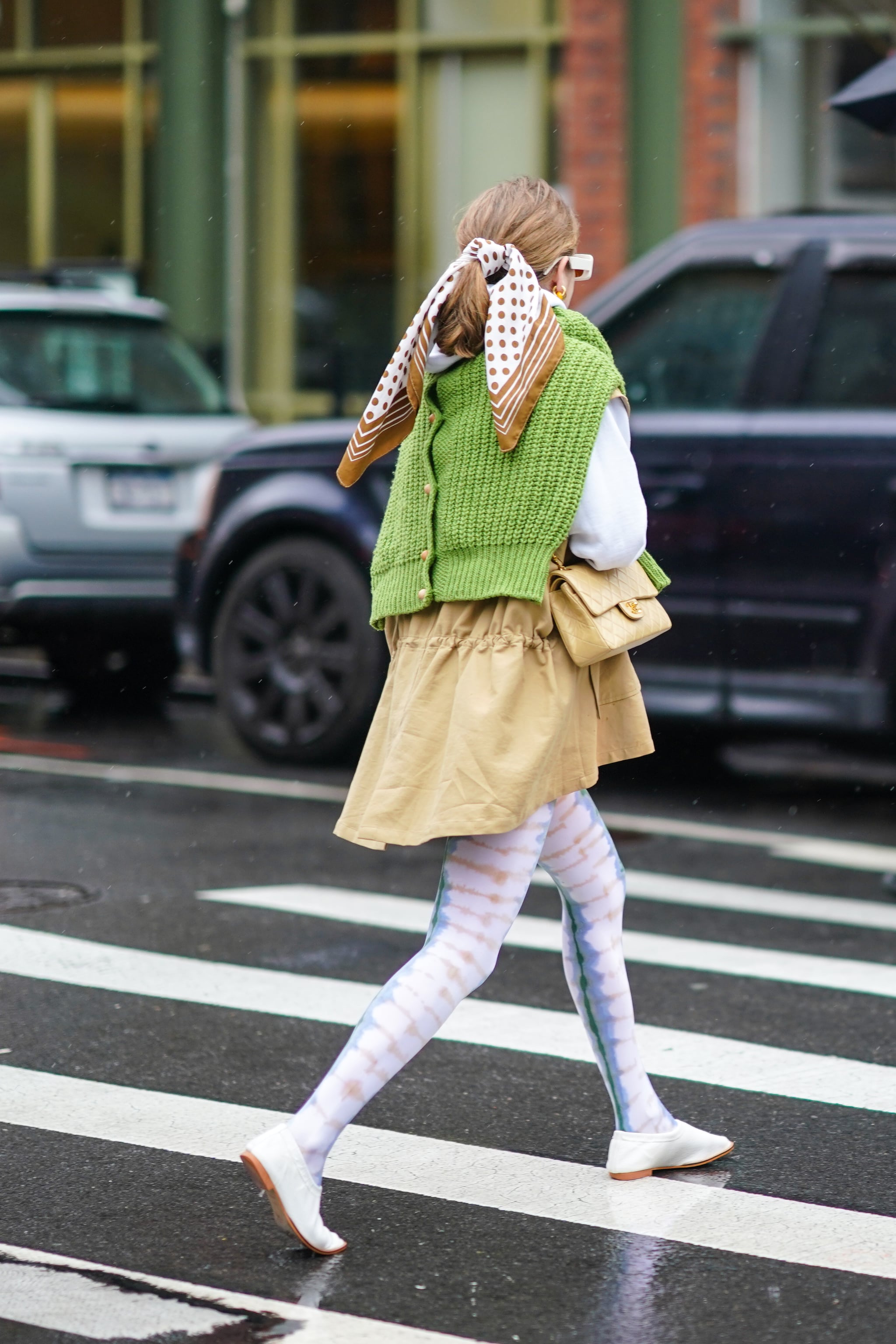 Here's How Fashion Girls Style White Tights