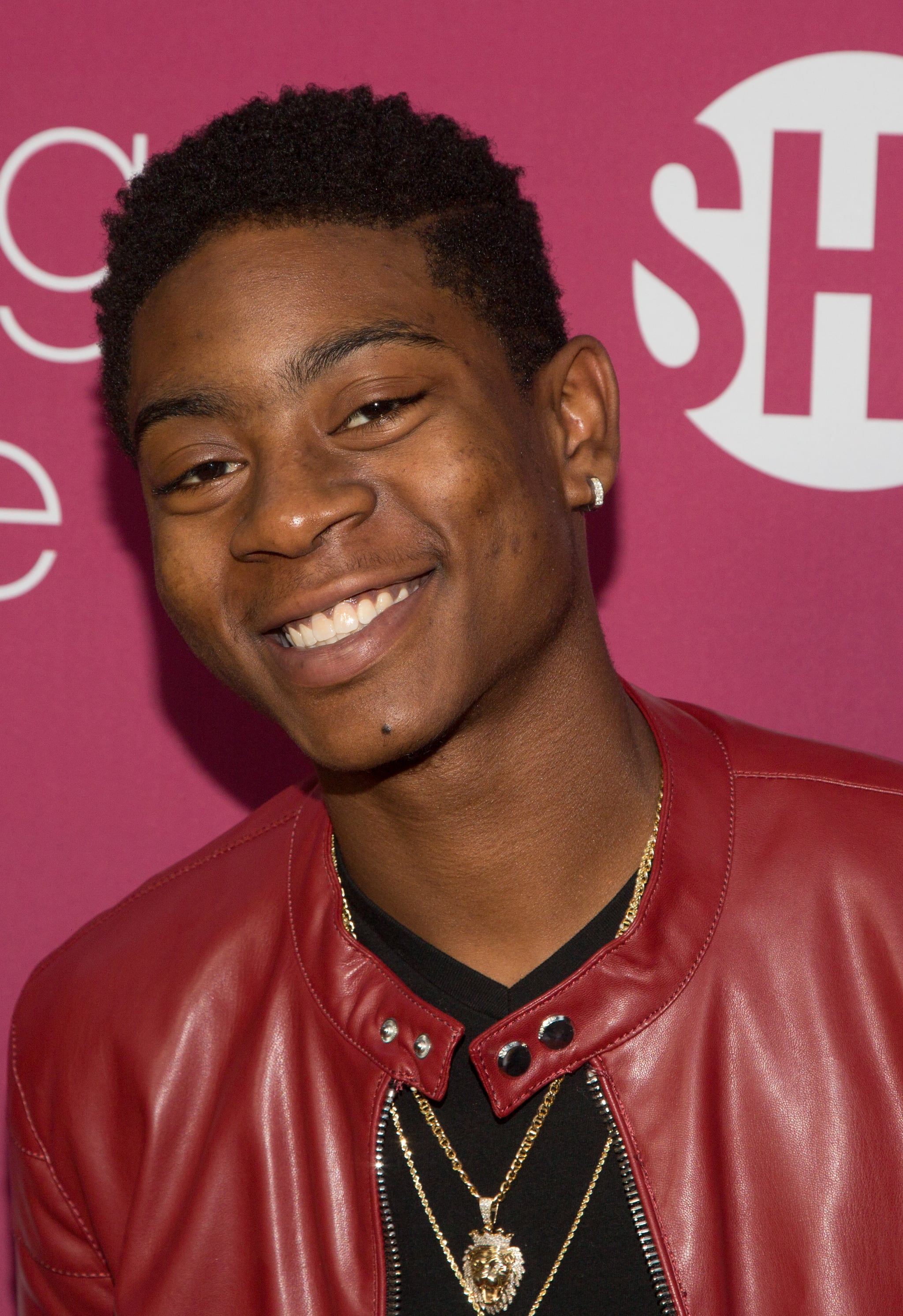 RJ Cyler | The Cast of Sierra Burgess Is a Loser Is So Good, We Can Barely  Handle It | POPSUGAR Entertainment Photo 6