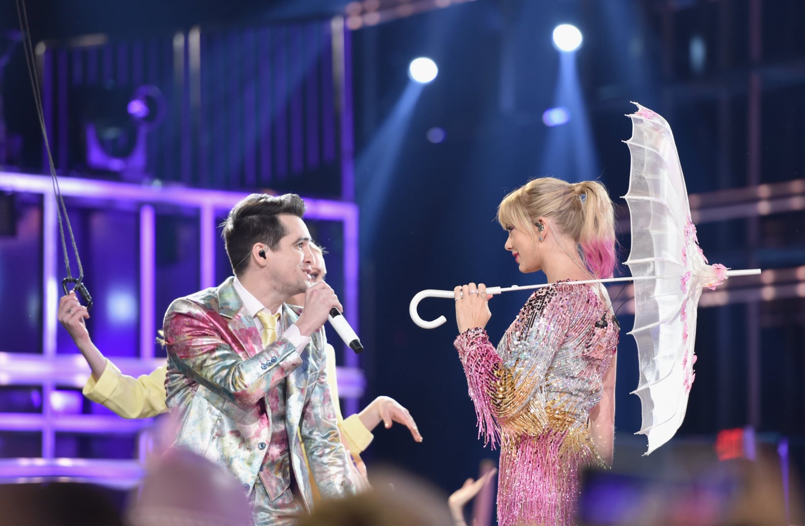 Taylor Swift 2019 Billboard Music Awards Hair Color Switch | POPSUGAR ...