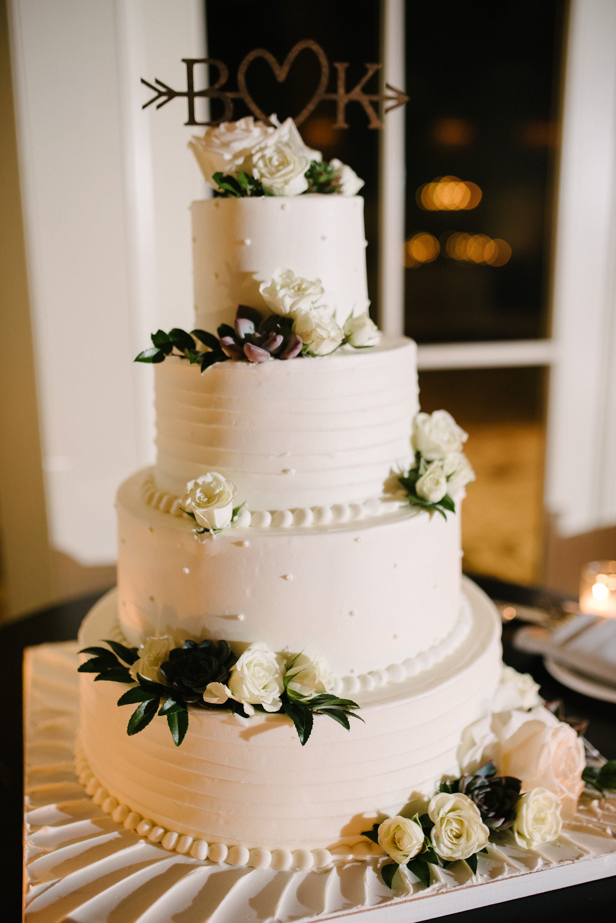 Rustic Cake Topper These Holiday Wedding Ideas Prove It S The