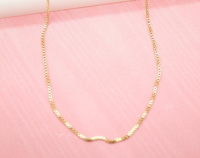 For an Everyday Chain: Box Chain Necklace