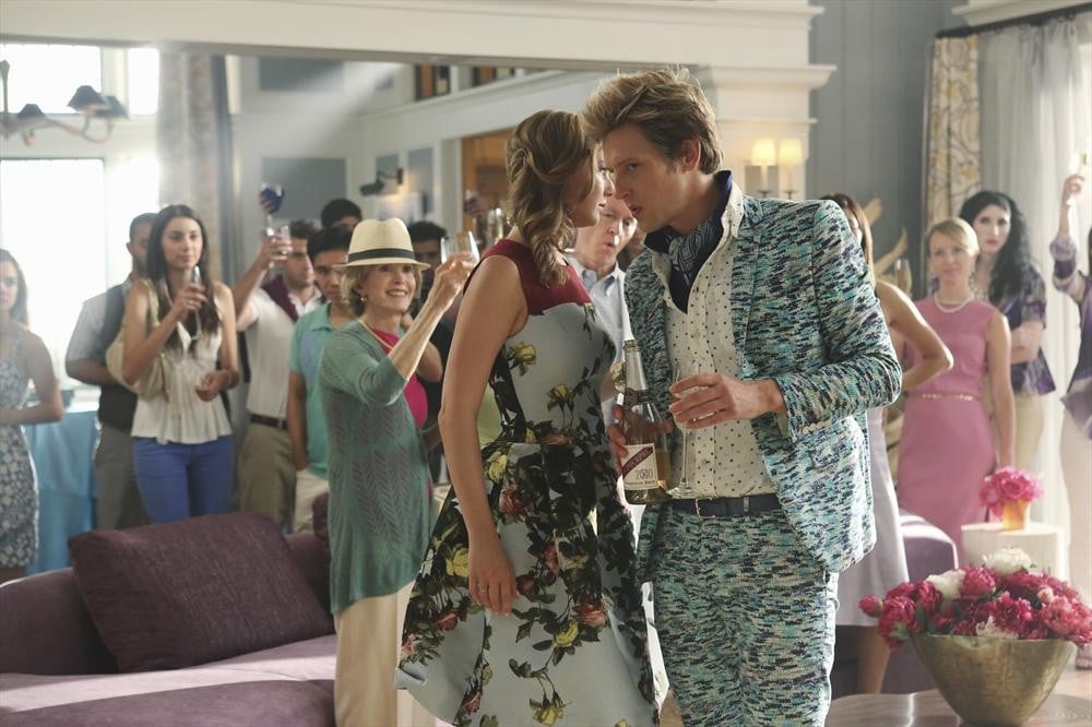 Emily (Emily VanCamp) and Nolan (Gabriel Mann) have a secret conference in front of pretty much everyone.
