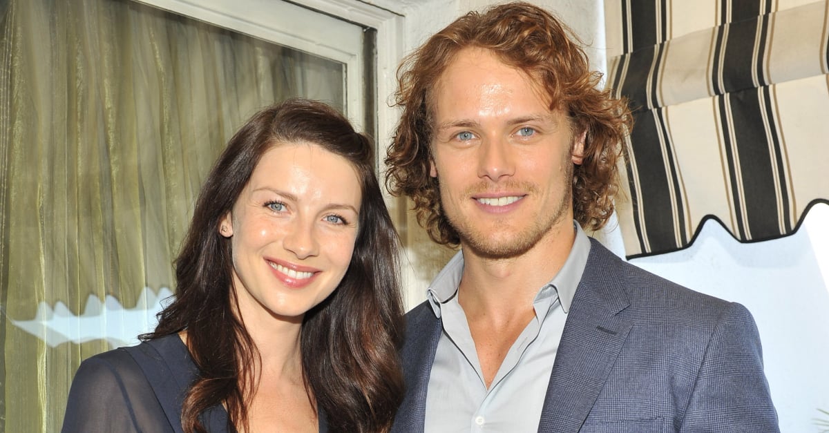 sam heughan y caitriona balfe en el set