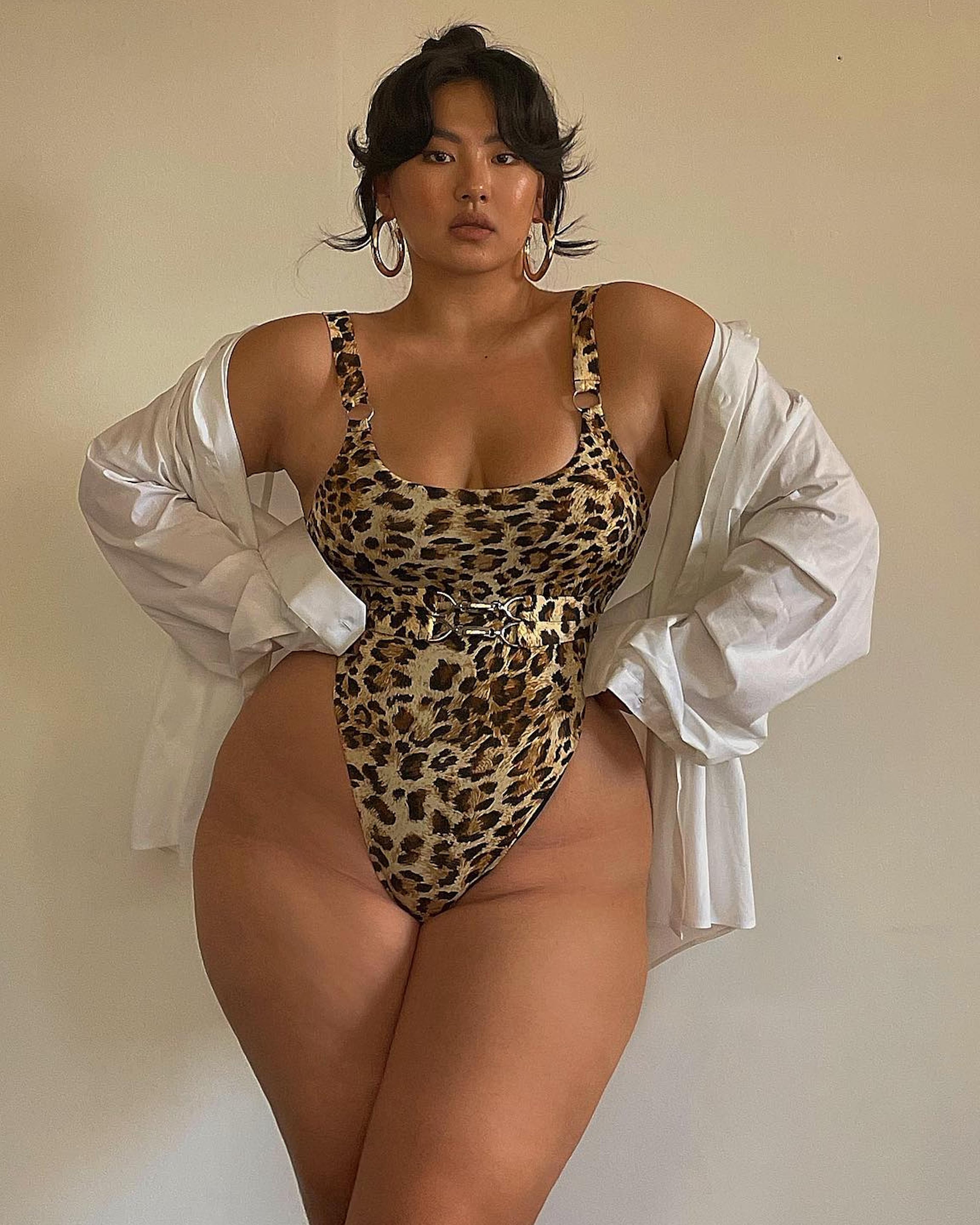 This Curvaceous Model Is Showing Off Her Plus-Size Look In An Effort To  Celebrate Big Bums