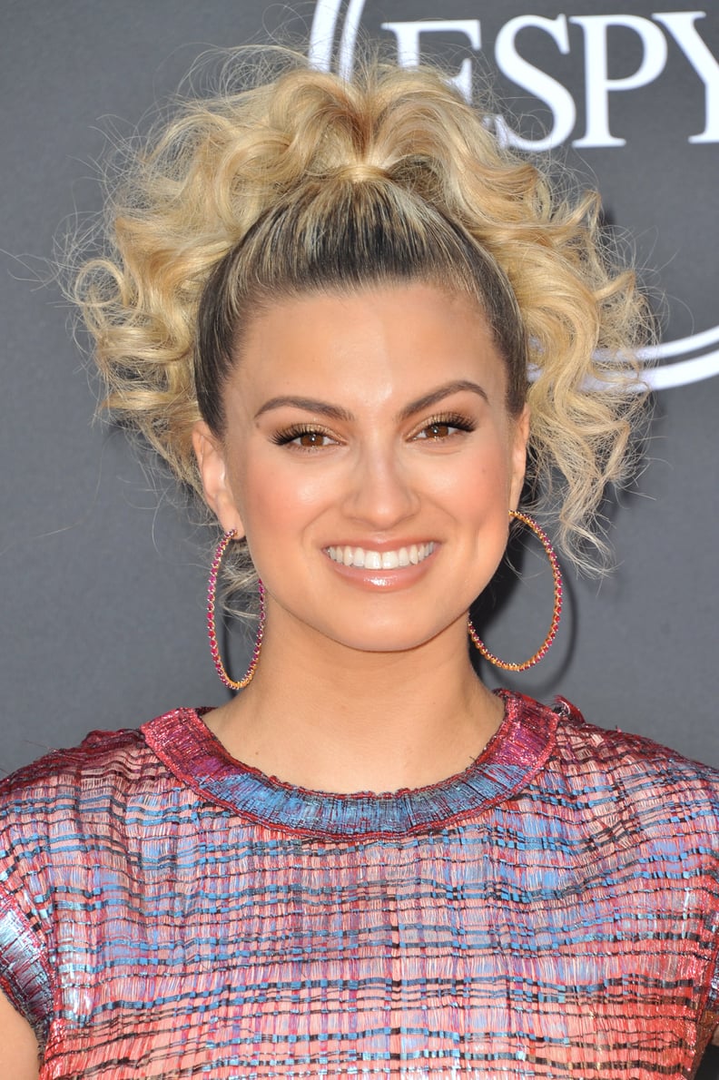 Tori Kelly's Ponytail at the 2019 ESPYs