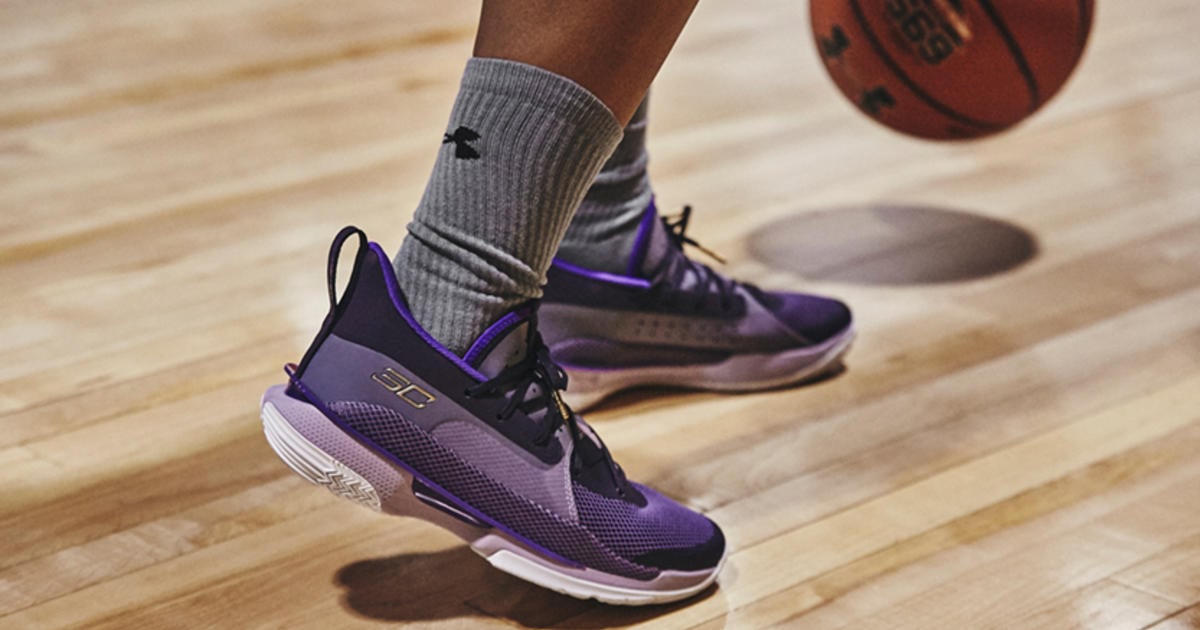 Curry 7 new arrivals shoes leaked