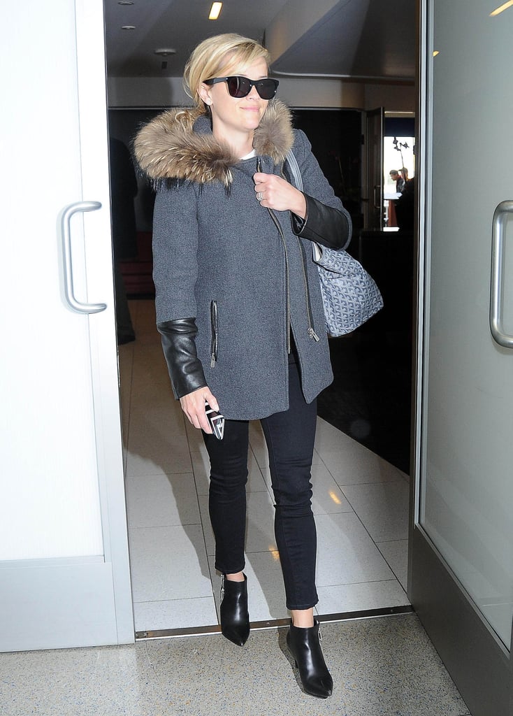 Reese Witherspoon caught a flight at LAX on Monday.