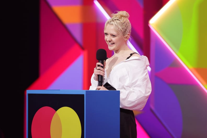 LONDON, ENGLAND - MAY 11:    Maisie Williams presents an award at The BRIT Awards 2021 at The O2 Arena on May 11, 2021 in London, England.  (Photo by David M. Benett/Dave Benett/Getty Images)