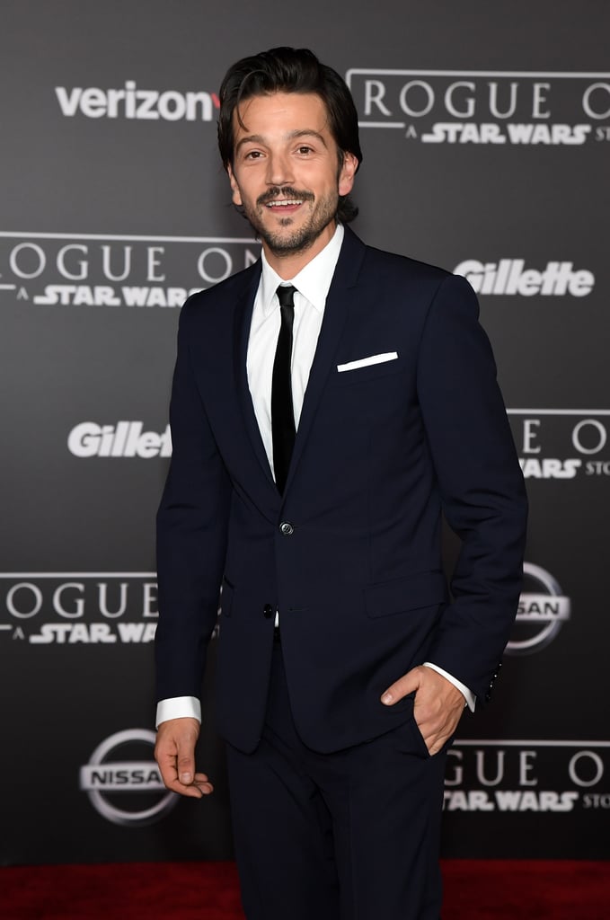 Sexy Diego Luna Pictures