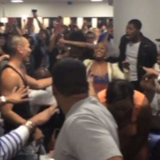 The Lion King and Aladdin Casts Sing at the Airport | Video