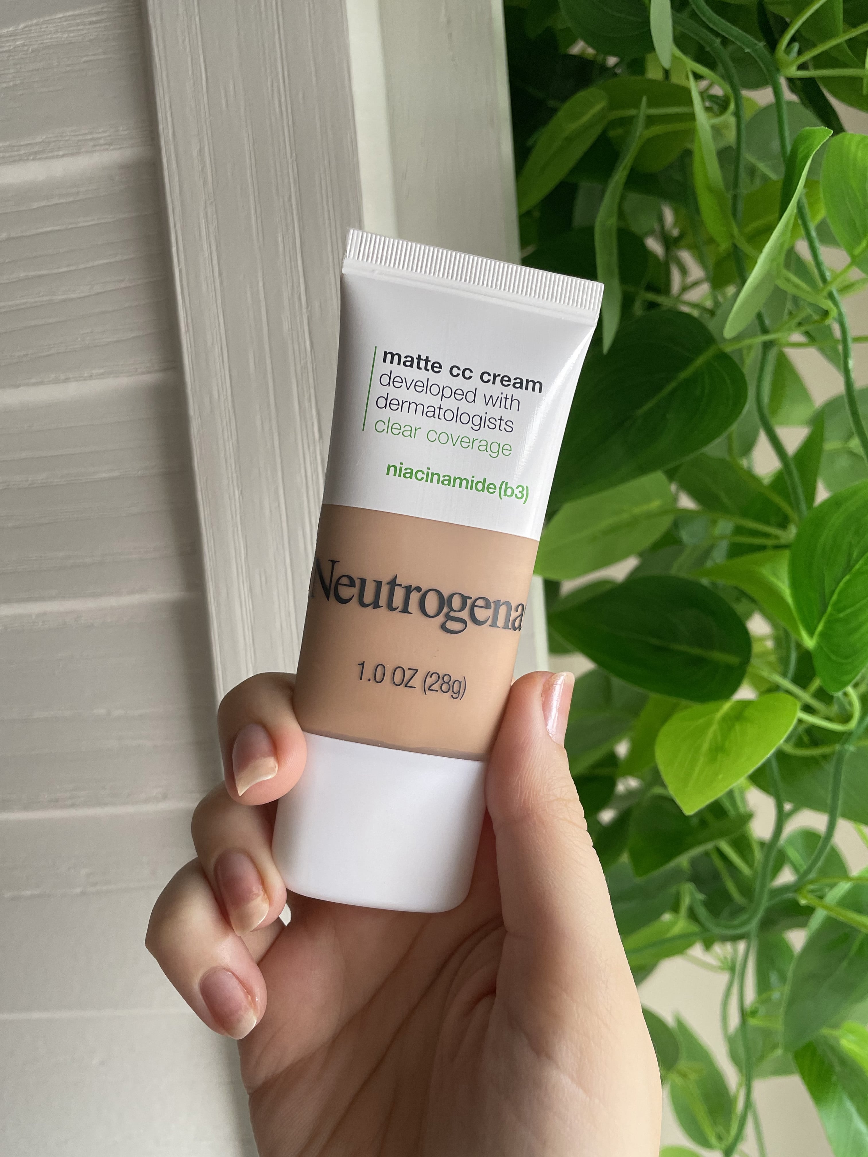 Neutrogena Clear Coverage CC Cream Review With Photos